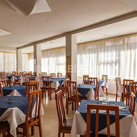 New York 3* Cervia